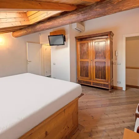 Centre And Guest house