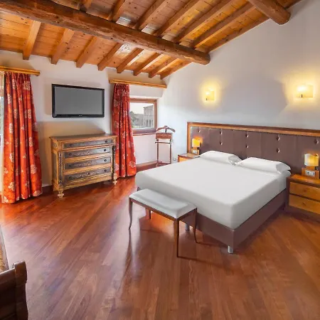 Guest house Centre And 2*