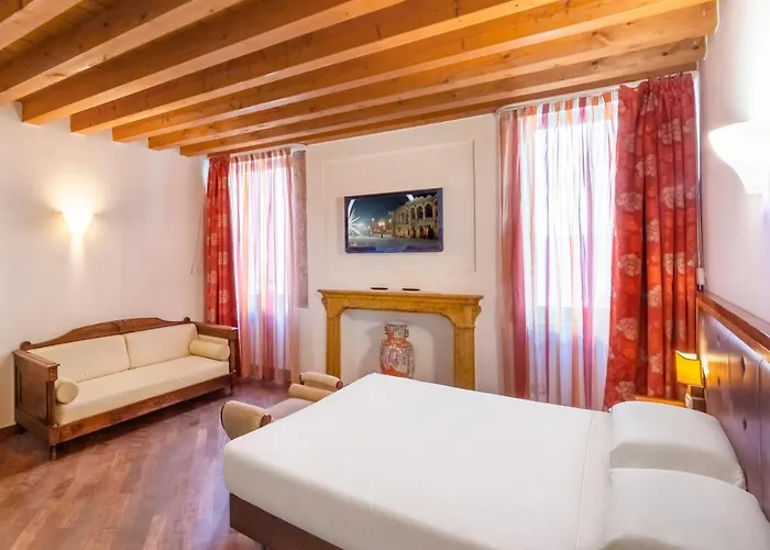 Centre And 4* فيرونا