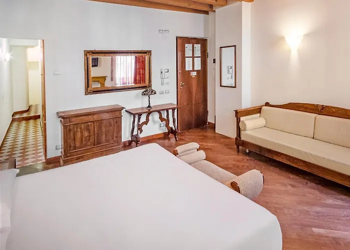 Centre And 4* فيرونا