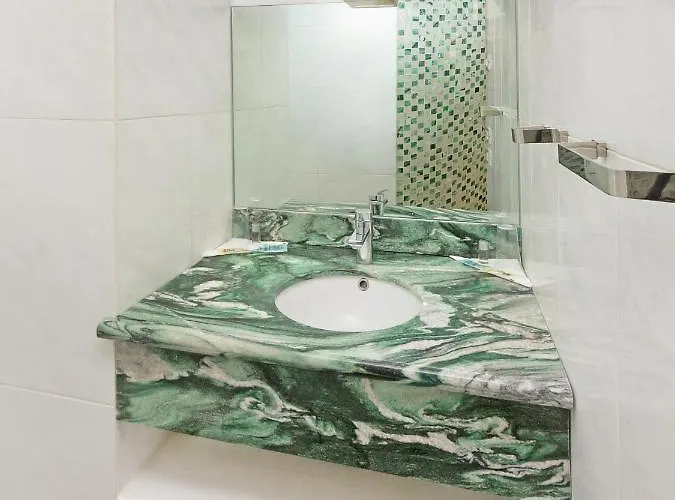 بيت ضيافة Centre And