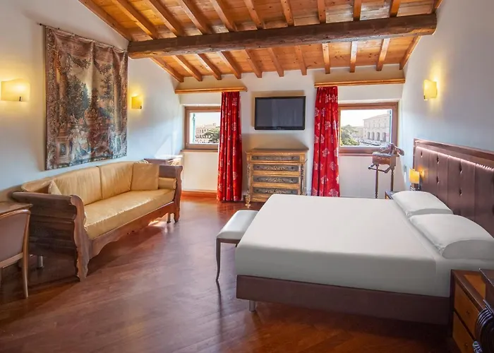 Centre And بيت ضيافة 4*