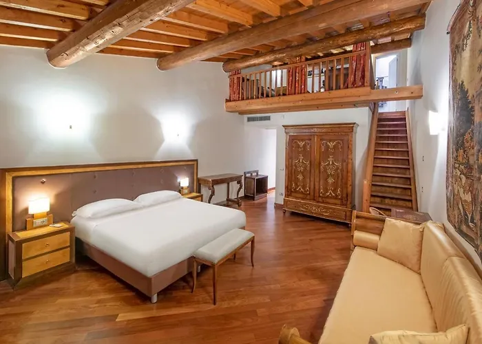 بيت ضيافة Centre And فيرونا