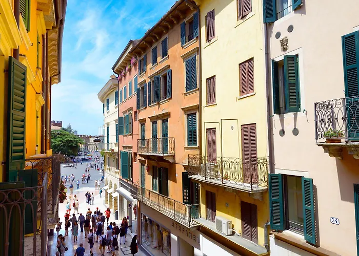 Centre And بيت ضيافة فيرونا