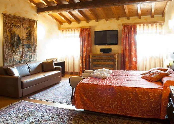 بيت ضيافة Centre And