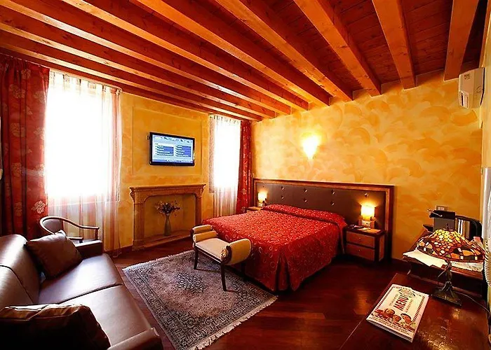 Centre And 4* فيرونا