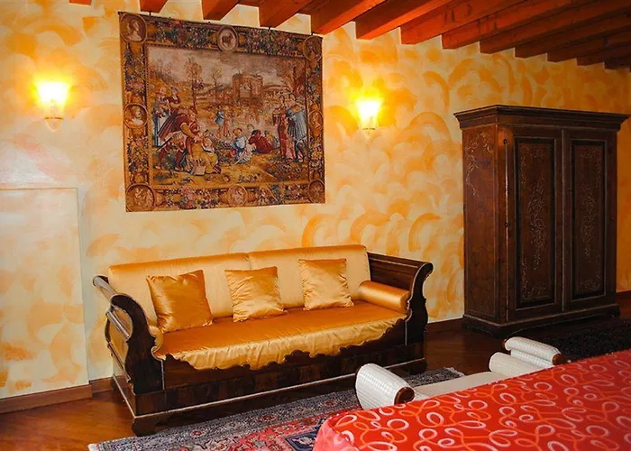 بيت ضيافة Centre And فيرونا