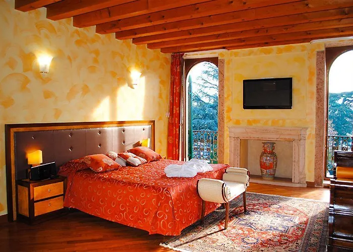 Centre And 4* فيرونا